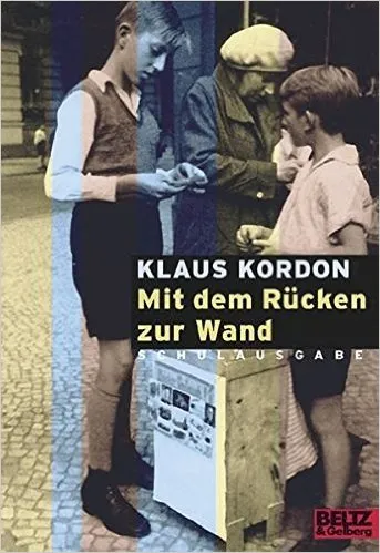 MIT DEM RéCKEN ZUR WAND