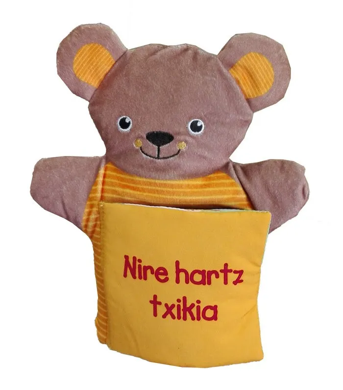 TXOTXONGILOLIBURUAK: NIRE HARTZ TXIKIA