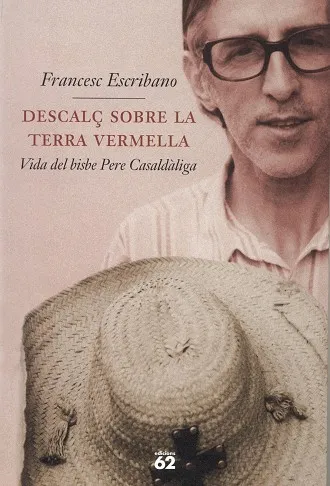 Descalç sobre la terra vermella