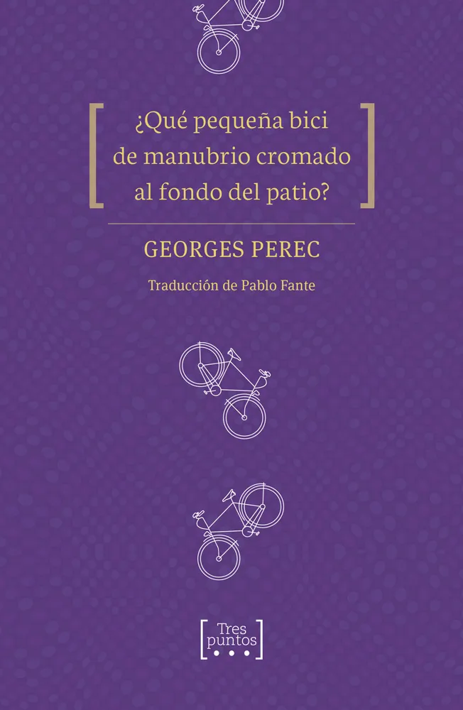 QUE PEQUEÑA BICI DE MANUBRIO CROMADO AL FONDO DEL PATIO