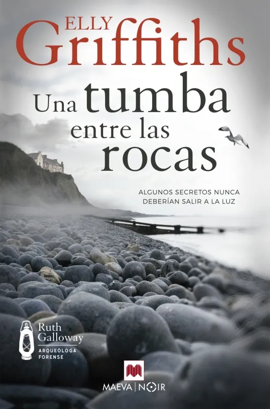 TUMBA ENTRE LAS ROCAS, UNA