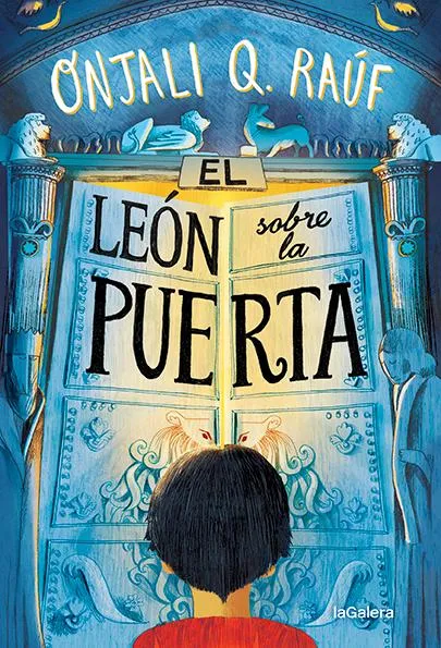 LEON SOBRE LA PUERTA