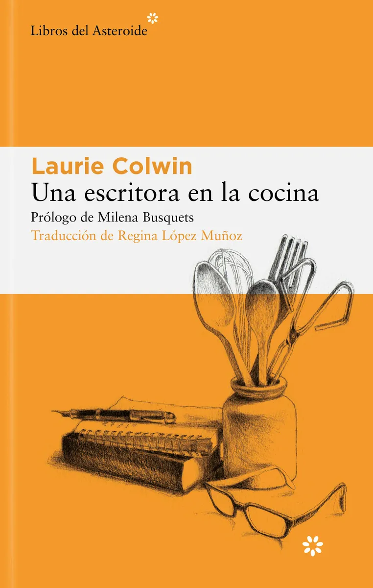 ESCRITORA EN LA COCINA,UNA