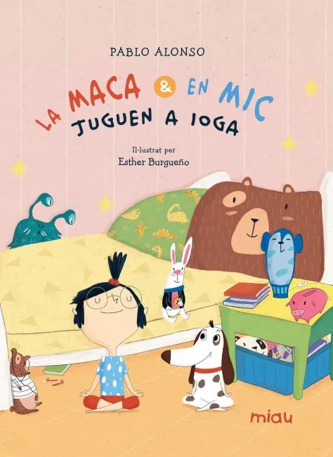 MACA & EN MIC JUGUEN A YOGA