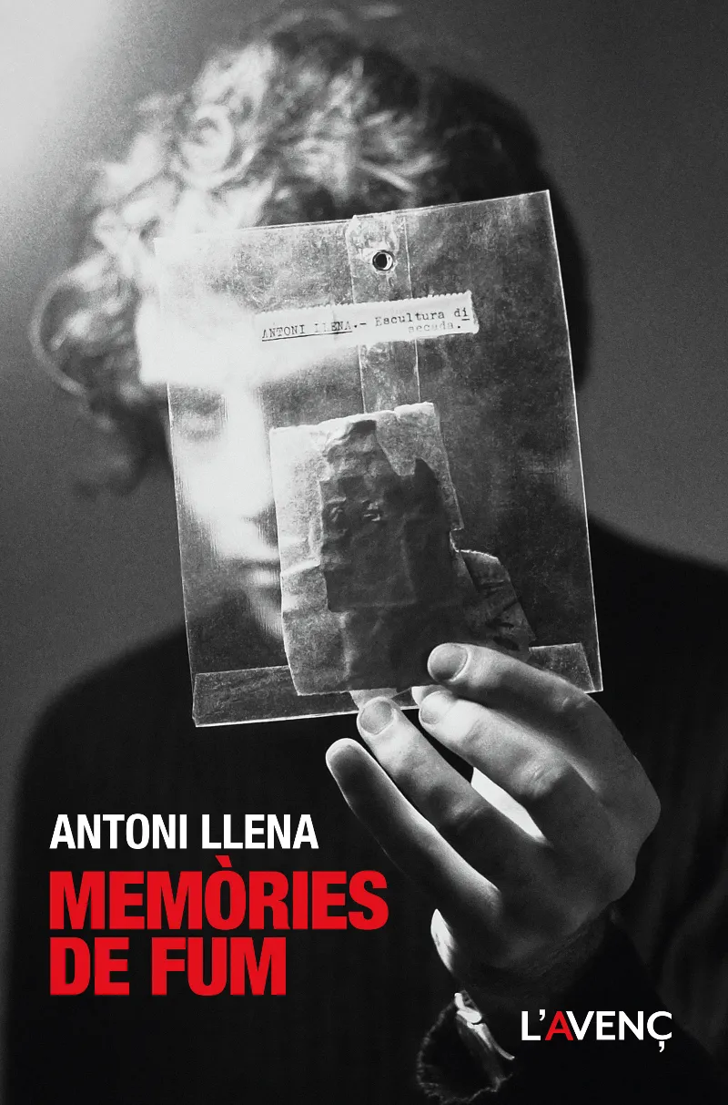 MEMÒRIES DE FUM