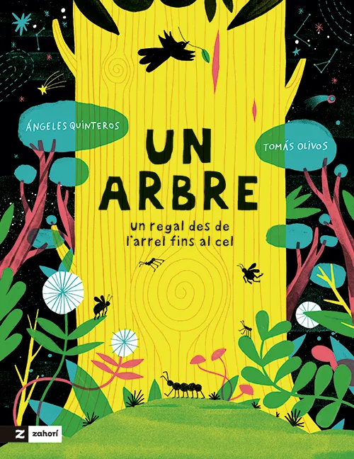 Un arbre. Un regal des de l'arrel fins al cel