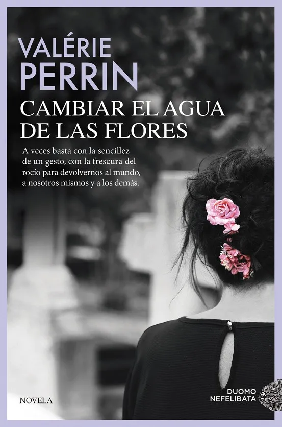 Cambiar el agua de las flores